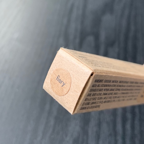 Stila stay all day lipstick - Picture 2 of 2